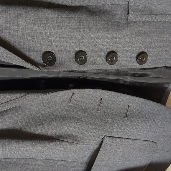 Halogen - Picture 2 of 8